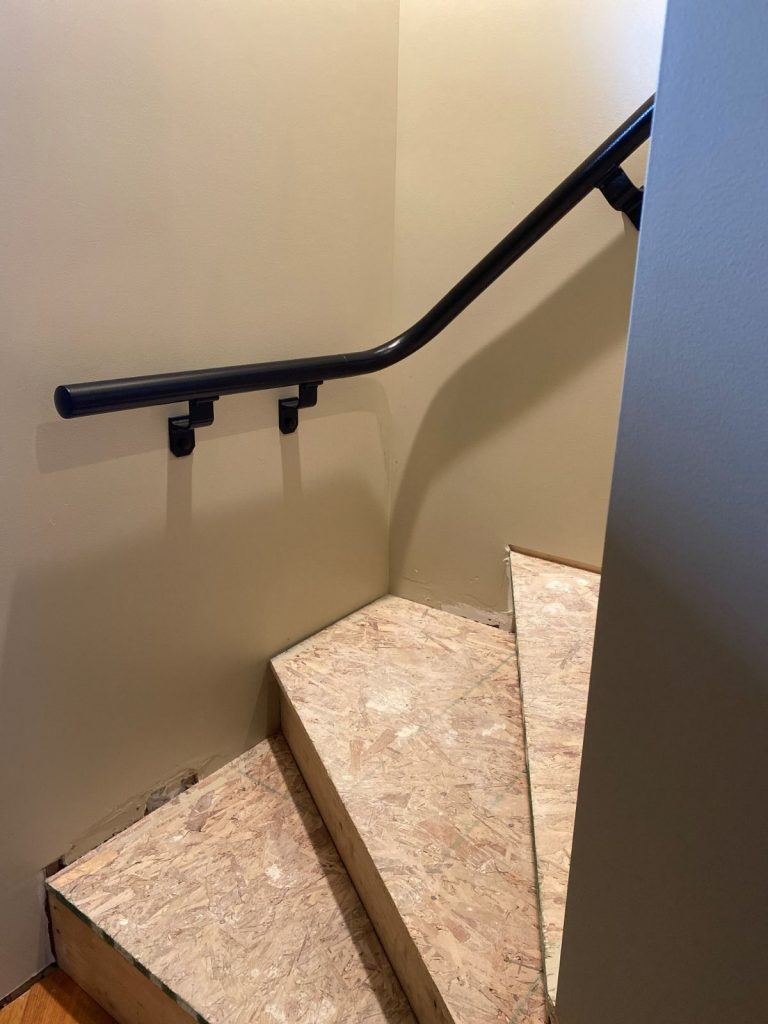 ADA Post and Wall Bracket Kit for 1.9 in. OD Handrail - Image 7